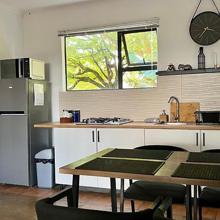 Loerieroep Estate - Mountainview Selfcatering Accommodation Nelspruit 内尔斯普雷特 外观 照片