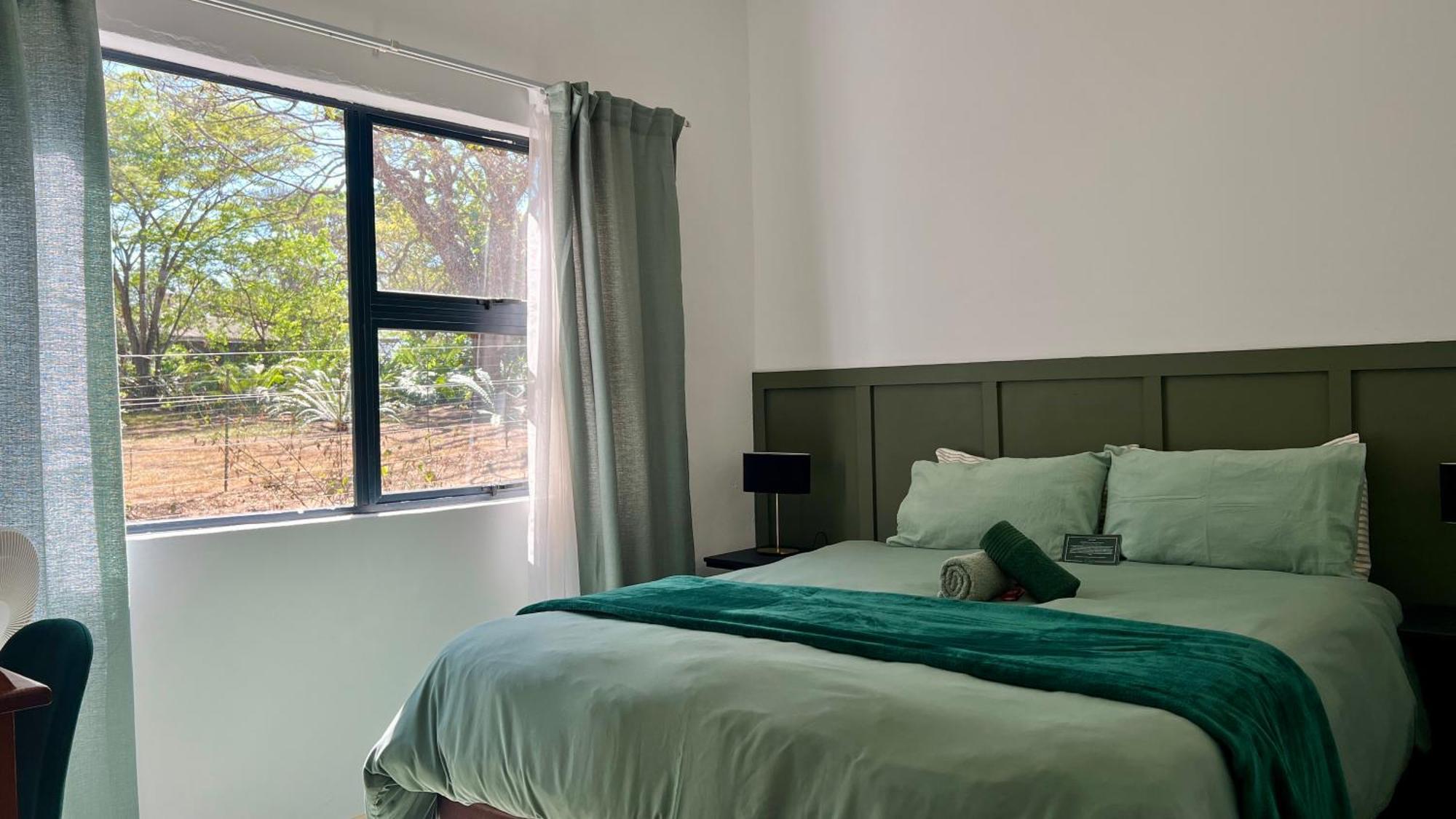 Loerieroep Estate - Mountainview Selfcatering Accommodation Nelspruit 内尔斯普雷特 外观 照片
