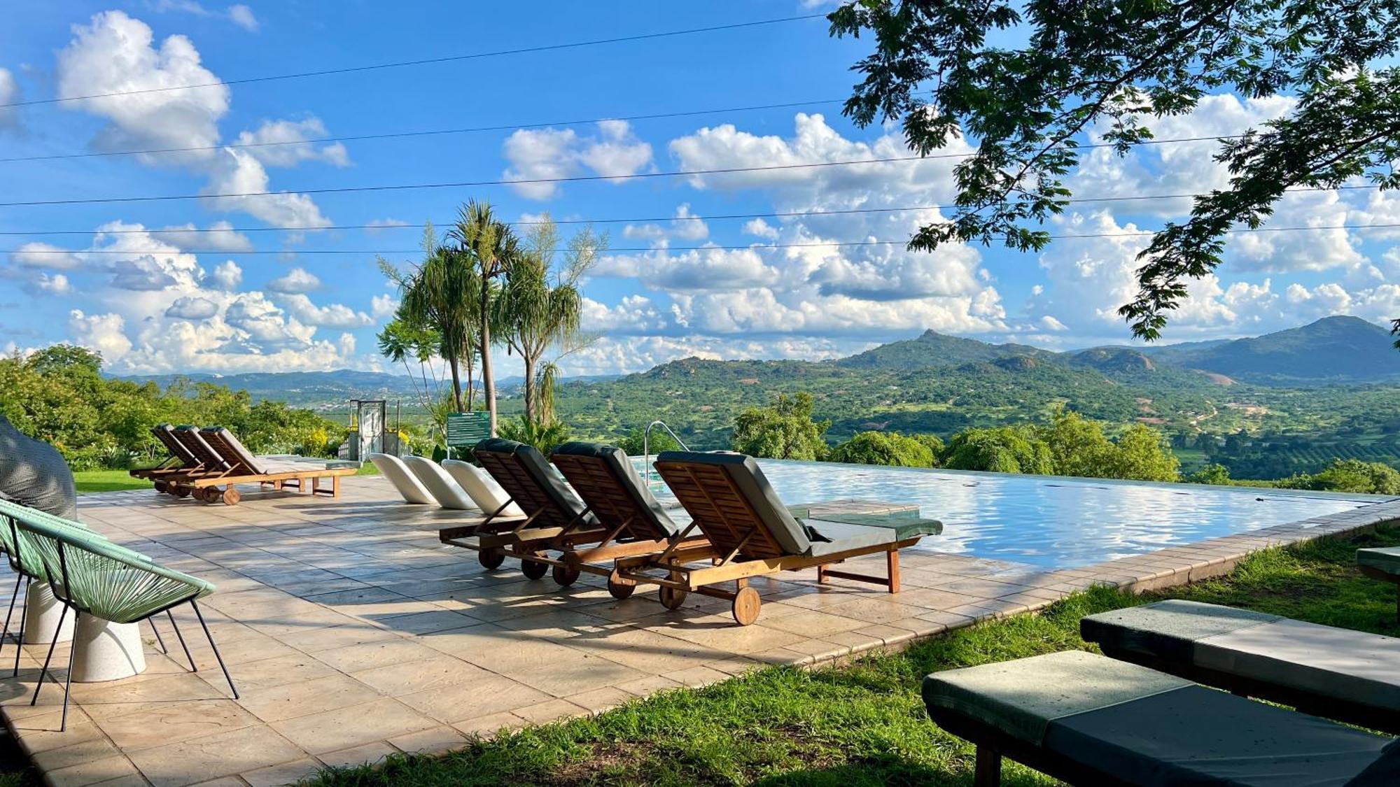 Loerieroep Estate - Mountainview Selfcatering Accommodation Nelspruit 内尔斯普雷特 外观 照片